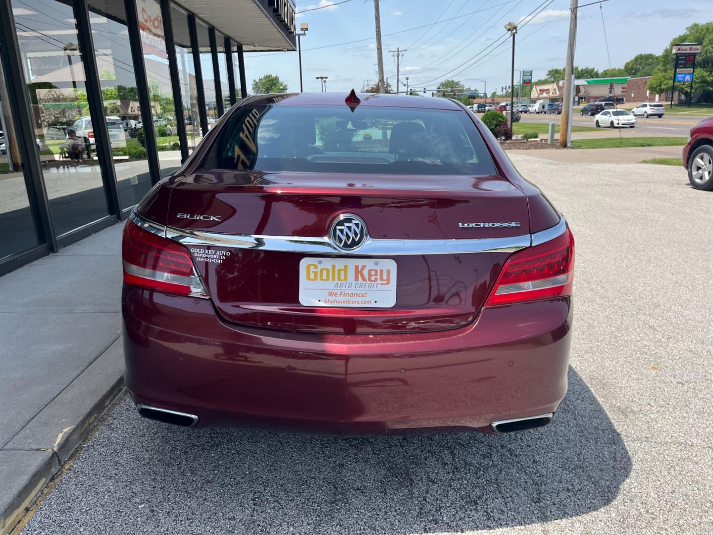 2016 Deep Garnet Metalllic Buick LaCrosse Leather Package (1G4GB5G32GF) with an 3.6L V6 DOHC 24V FFV engine, 6-Speed Automatic transmission, located at 1633 W Kimberly, Davenport, IA, 52806, (563) 323-5341, 41.559456, -90.598732 - Photo#4